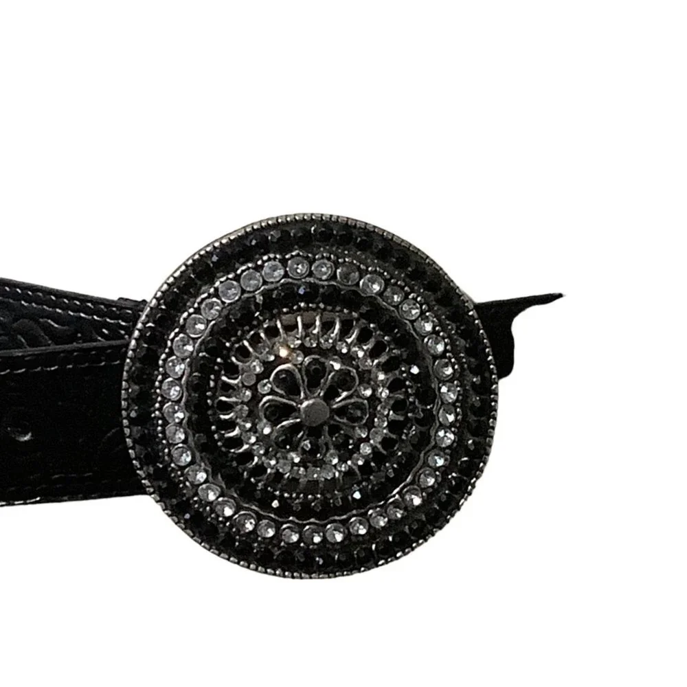 Perry Ellis Embossed‎ Tooled Leather Belt Women Medium Large Circle Boho Buckle
